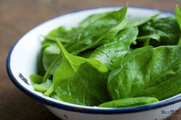 Scientists at Lund University in Sweden have found a spinach extract containing green leaf membranes called thylakoids curbed food cravings by 95 per cent and boost weight loss by 43 per cent